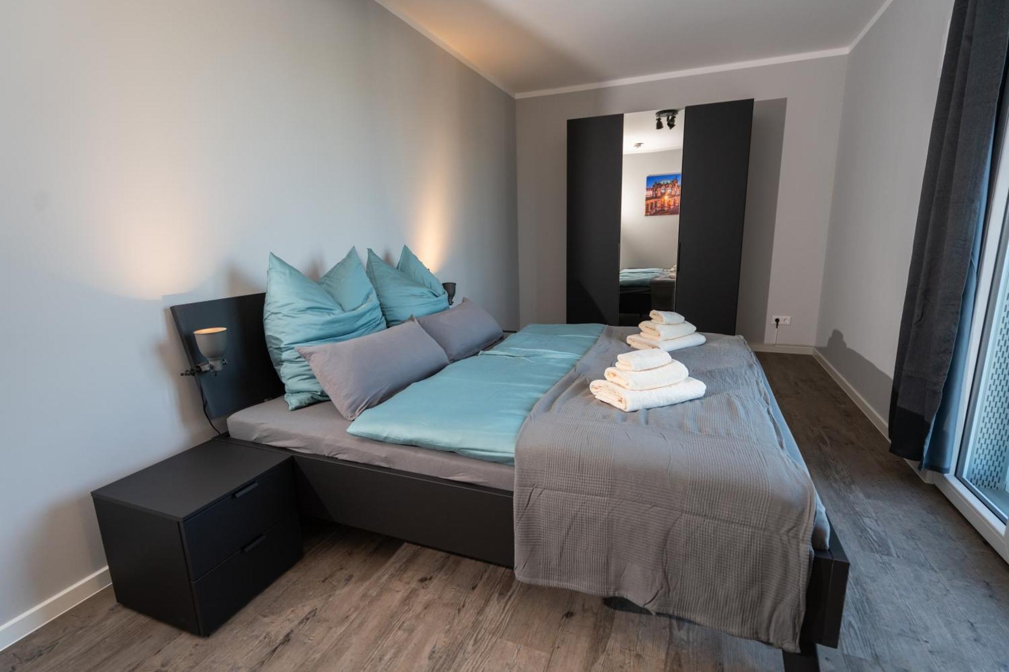 Supreme City Dream Mit Terrasse Und Parkplatz - 110M² Dresden Exteriör bild